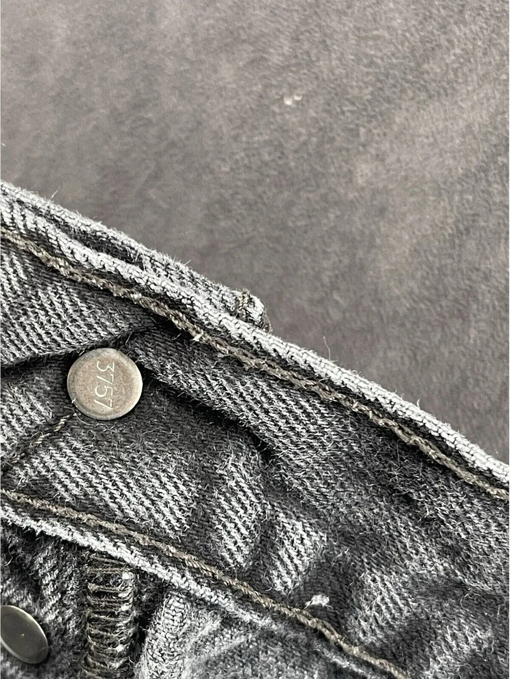 Levi’s 501 Men’s 34x34 Black Gray Jeans Straight Leg Vintage Classic